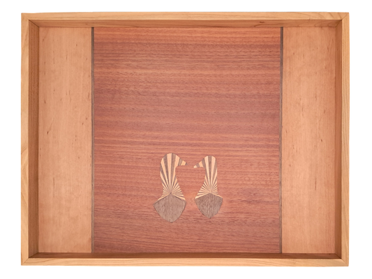 Tablett mit Intarsie C32